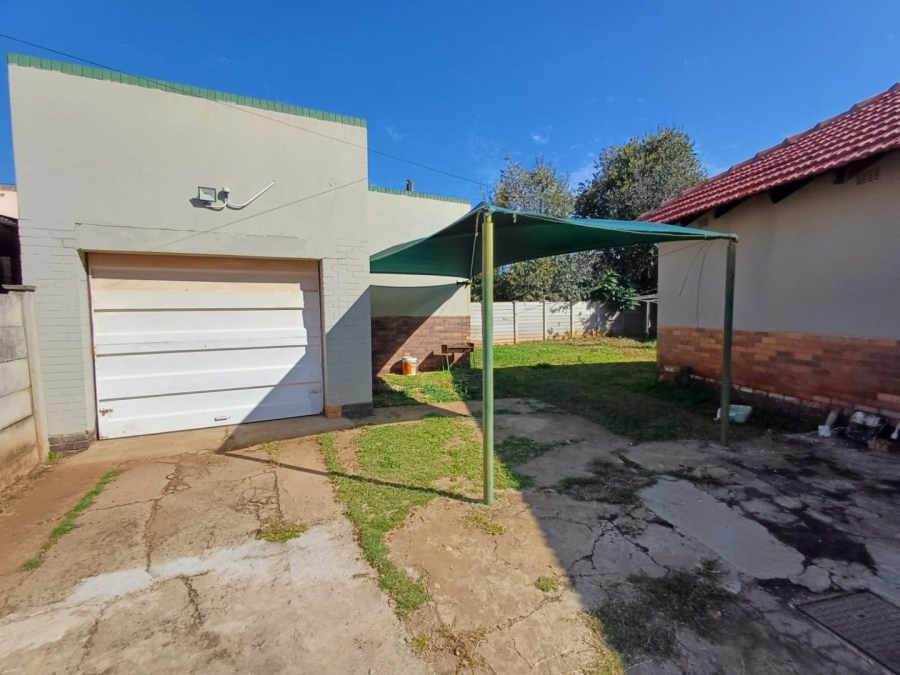 3 Bedroom Property for Sale in Stilfontein North West